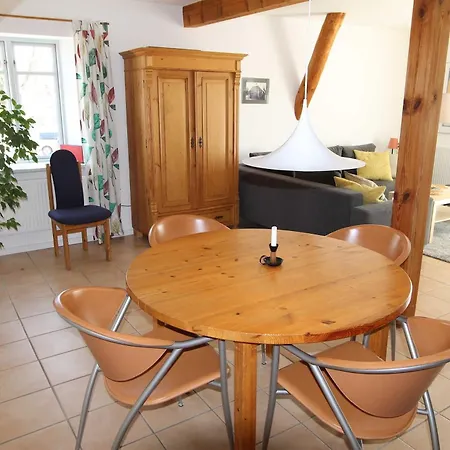 Apartment Danas , Nur 200 M Vom Entfernt