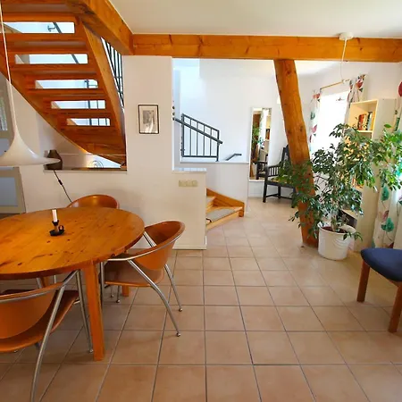 Apartment Danas , Nur 200 M Vom Entfernt