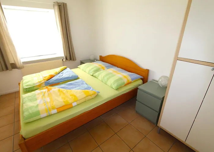 Danas , Nur 200 M Vom Entfernt דירה *